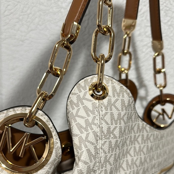 Michael Kors Large Chain Shoulder Tote “Lillie” White and Brown - Picture 6 of 7